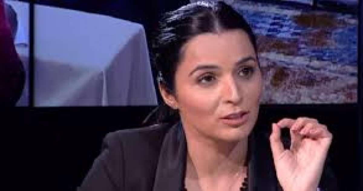 إيقاف السياسية ألفة الحامدي والاحتفاظ بها