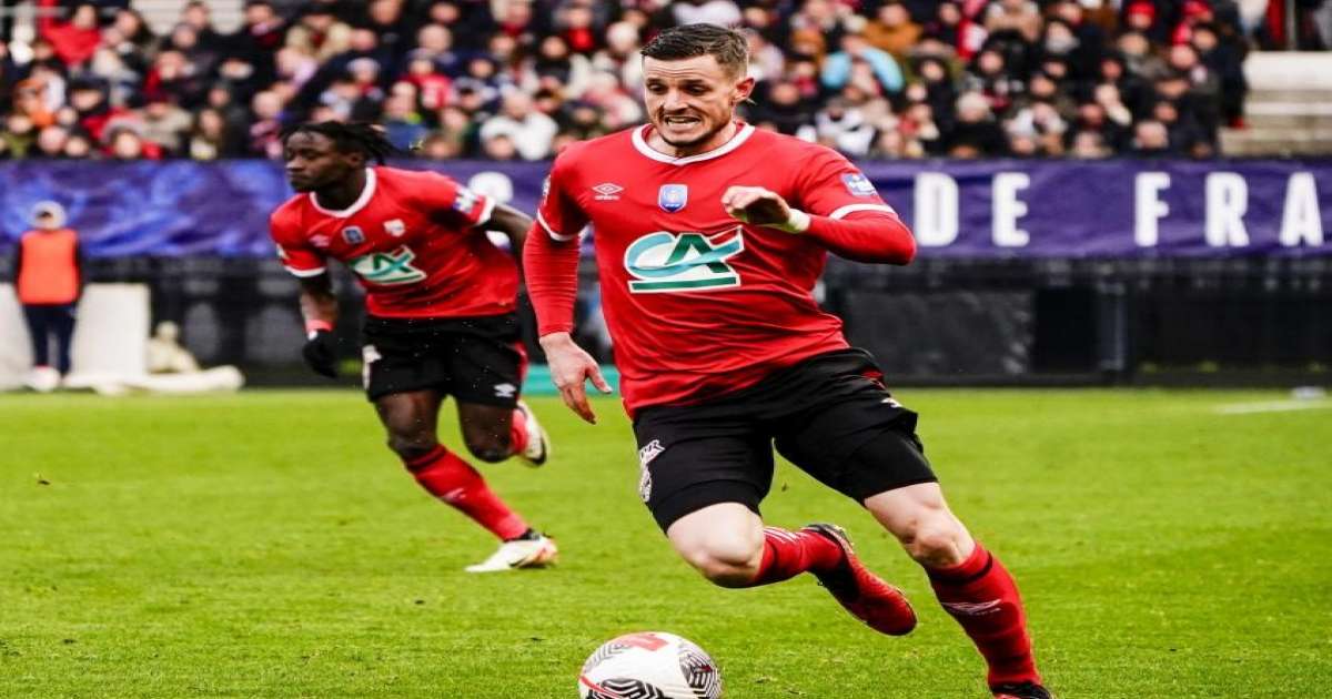 أيمن بن محمد يمضي للإتحاد المنستيري