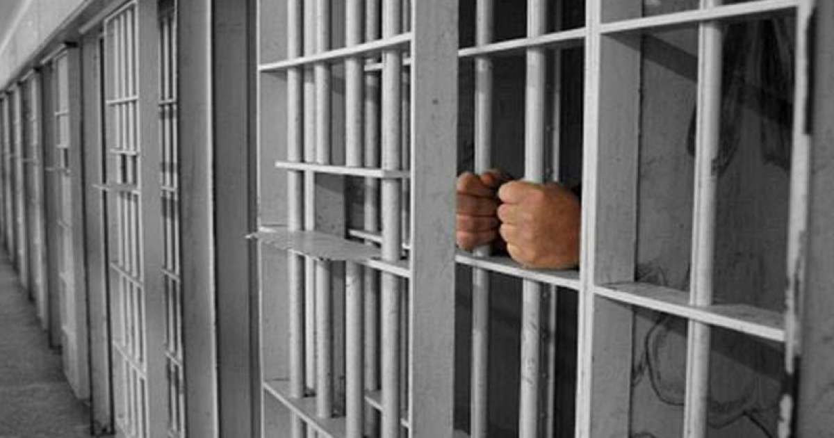 10 سنوات سجنا في حق طالب جامعي